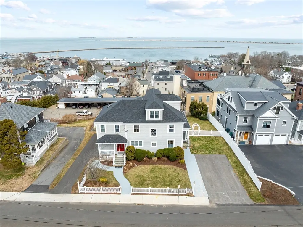 9 Sever St, Plymouth, MA 02360 - #1