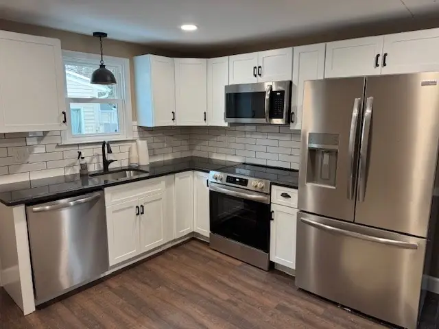 119 Powell Ave, Springfield, MA 01118 - #3