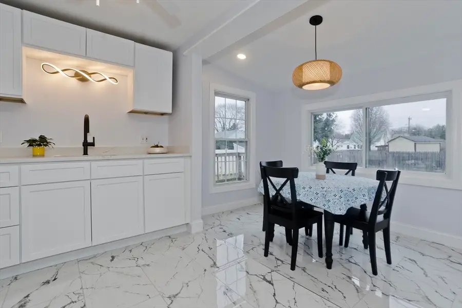 88 Woodmont St, Westfield, MA 01085 - #3