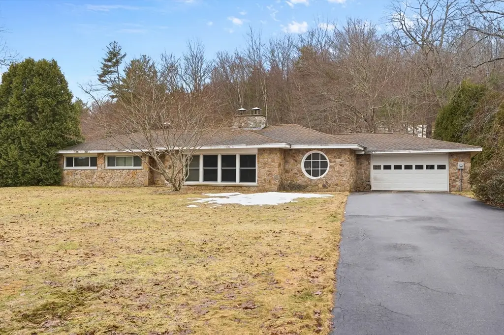 30 Bond Rd, Charlton, MA 01507 - #1