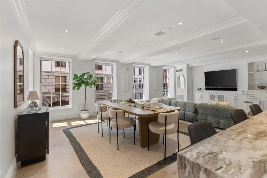 32 Derne St #2C, Boston, MA 02114 - #2