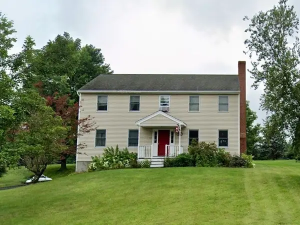 111 General Hobbs Rd, Holden, MA 01522