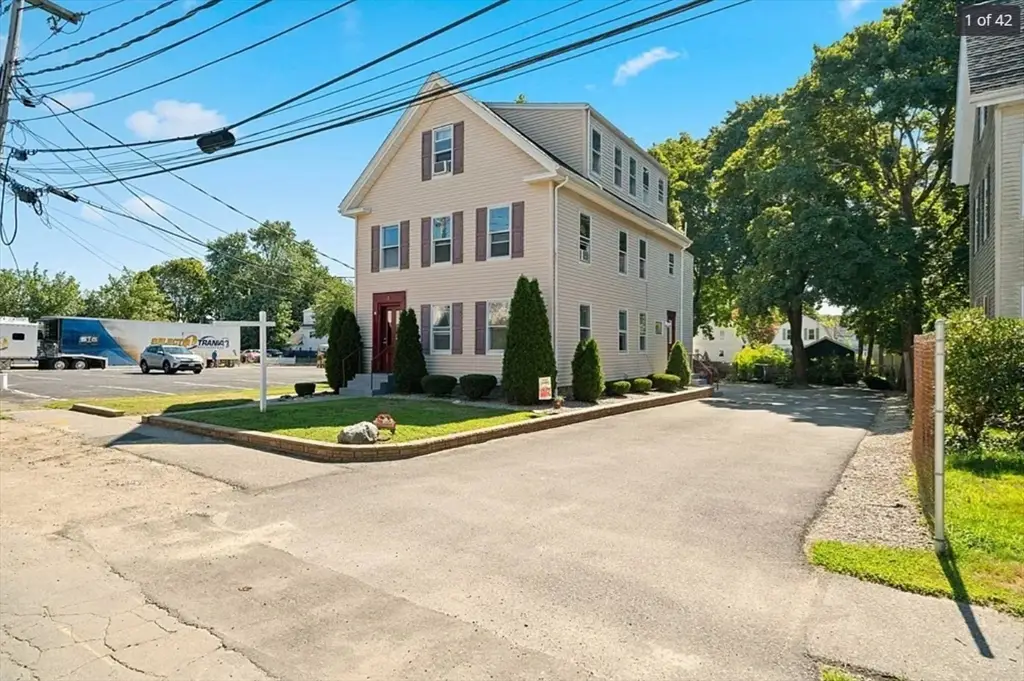 2 Clifford St, Middleboro, MA 02346 - #1