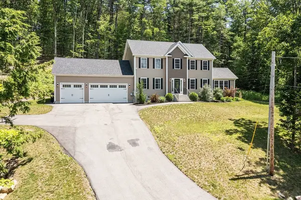 100 Platts Rd, Ashburnham, MA 01430