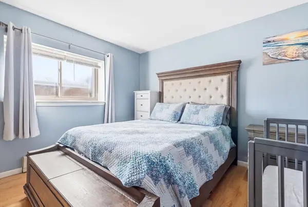 596 American Legion Hwy. #5, Boston, MA 02131