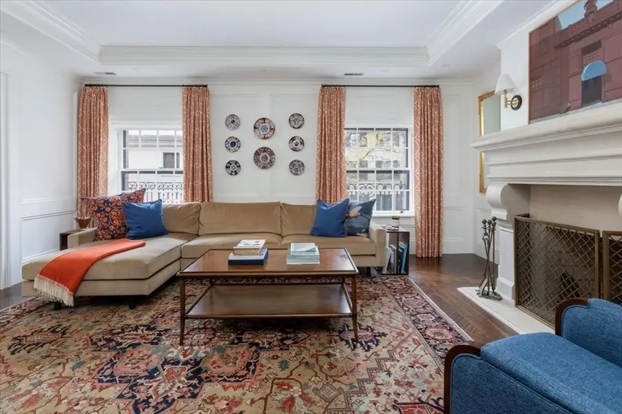 142 Chestnut St #8-9, Boston, MA 02108 - #2