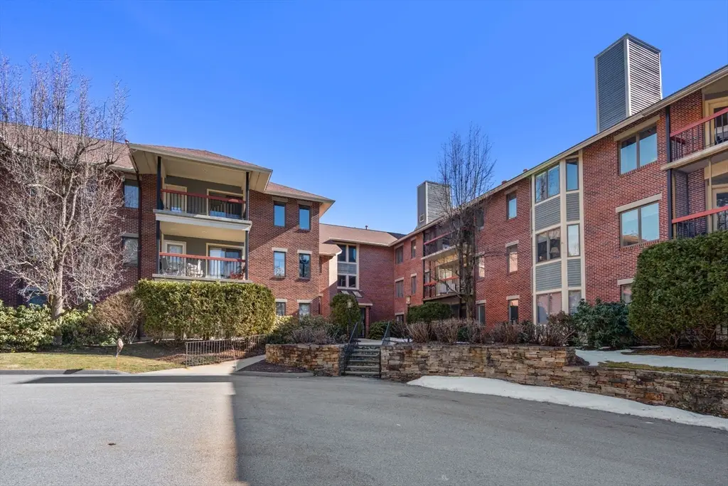 770 Salisbury St #517, Worcester, MA 01609 - #1