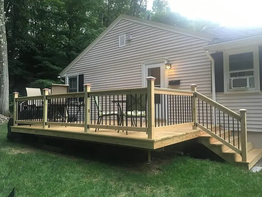 26 Leslie Ln, Millbury, MA 01527 - #3