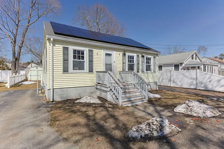6 Pine St, Wareham, MA 02571 - #3
