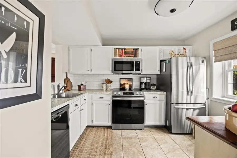 1316 Carriage Ln #1316, Taunton, MA 02780 - #3