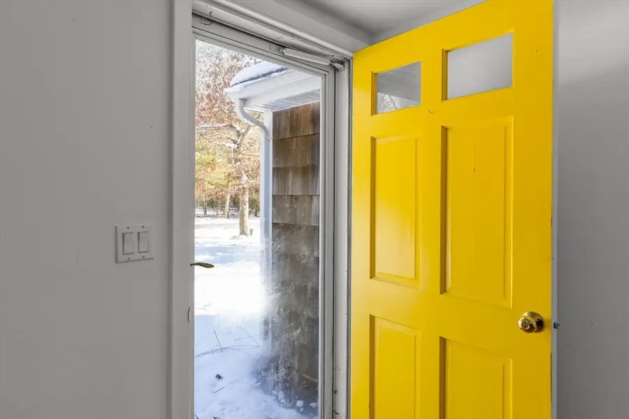 351 Swift Ave, Osterville, MA 02655 - #3