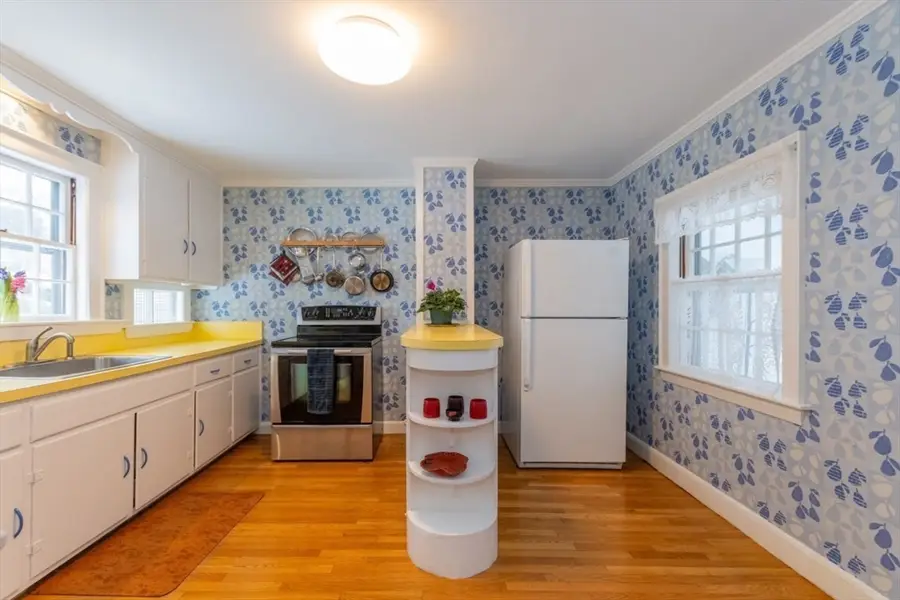 107 Day St, Newton, MA 02466 - #3