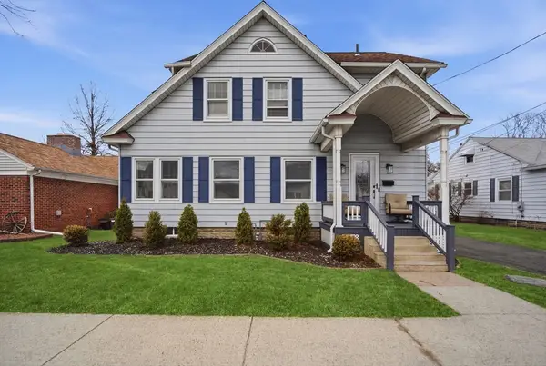 156 Farnsworth St, Chicopee, MA 01013