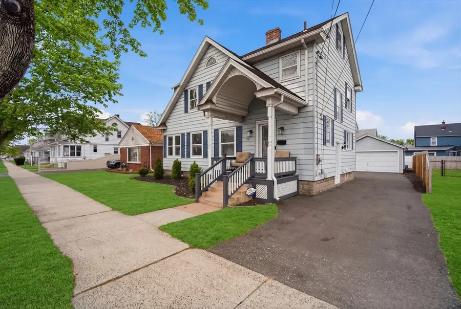 156 Farnsworth St, Chicopee, MA 01013 - #3