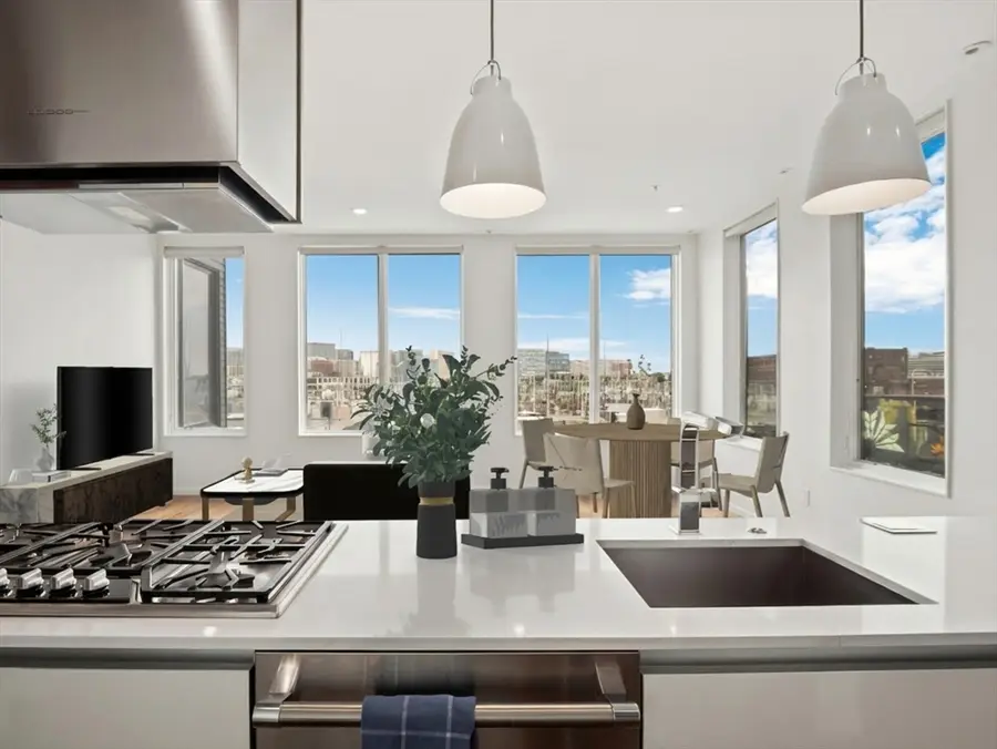 525 E 1st St #5, Boston, MA 02127 - #2