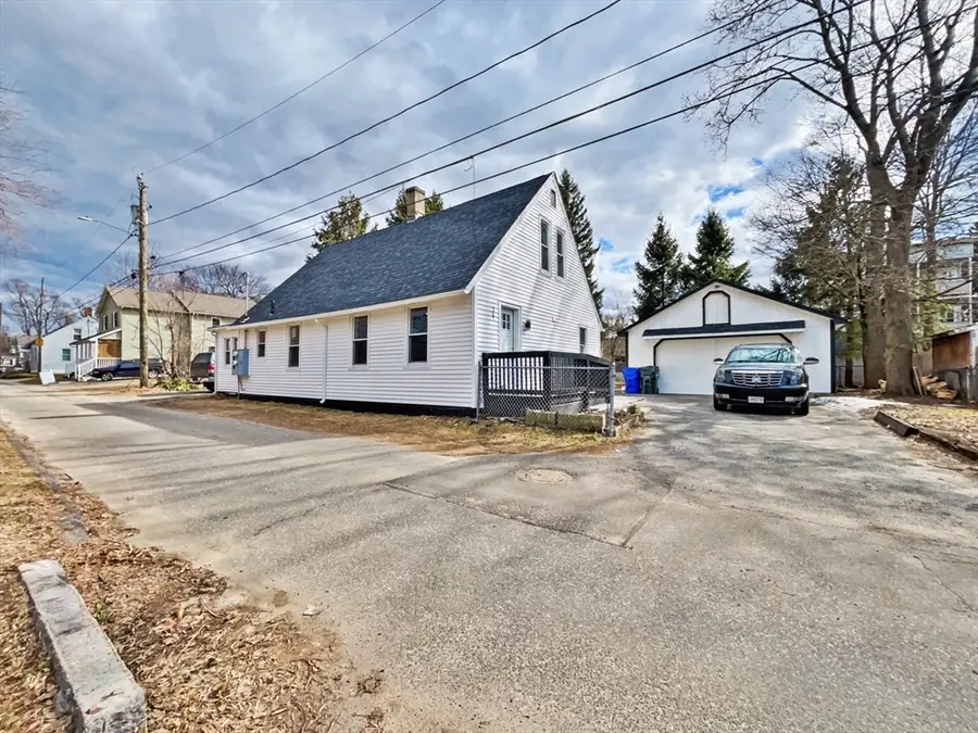 365-367 Water St, Springfield, MA 01151 - #3