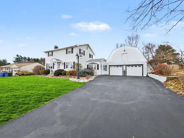 23 Rachael St, Springfield, MA 01129