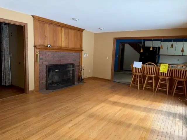 96 Townsend Street, Pepperell, MA 01463 - #2