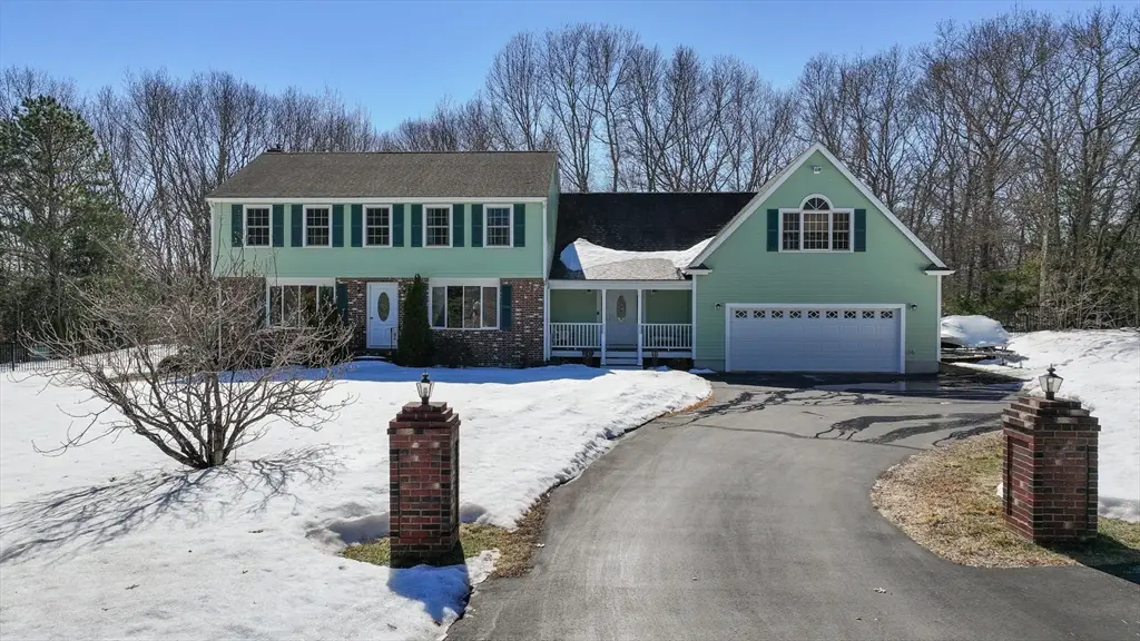 3 Angela Dr, Foxboro, MA 02035 - #1