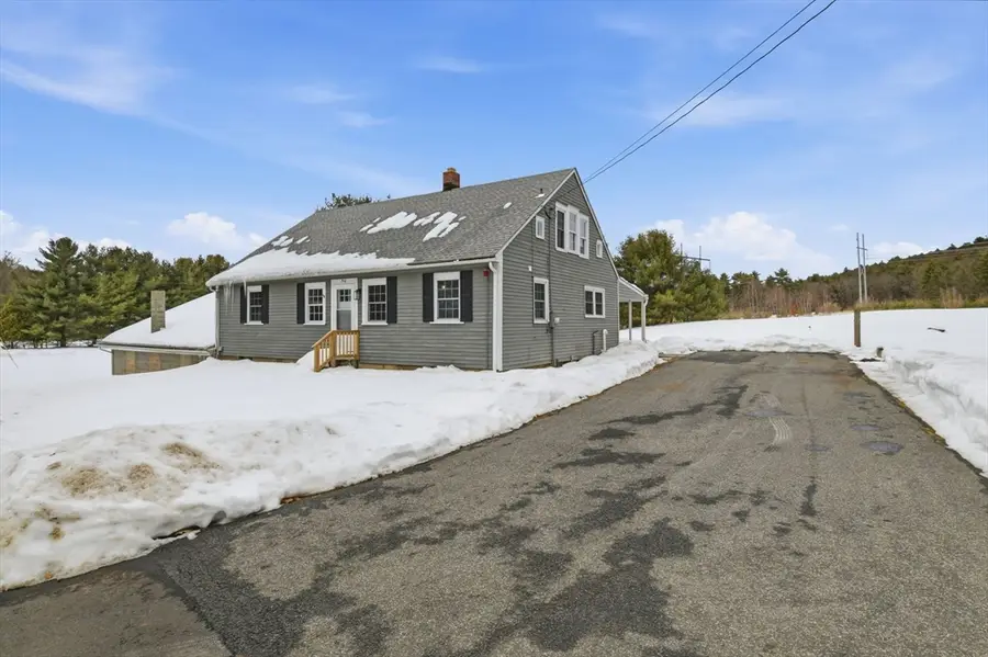 46 Smith St, Palmer, MA 01069 - #2