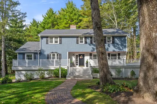 25 Cedar Hill Rd, Dover, MA 02030