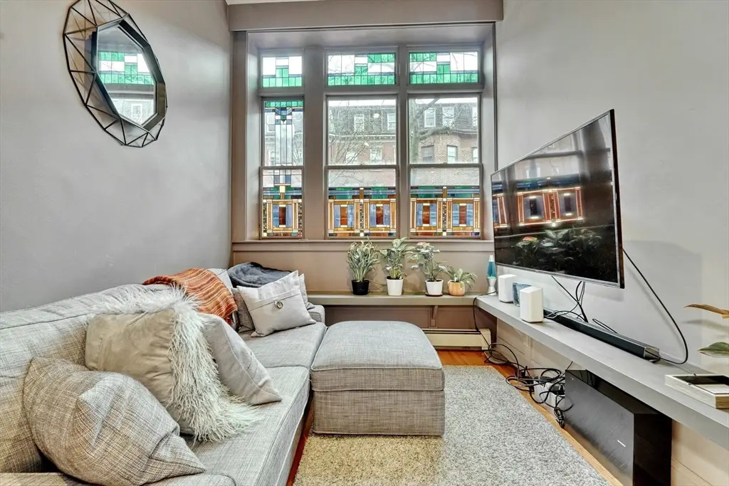 70 Clarendon St #1, Boston, MA 02116 - #1