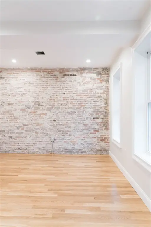 217 West 9th #2, Boston, MA 02127 - #2