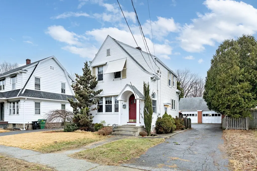 35 Dresser Ave, Chicopee, MA 01013 - #1