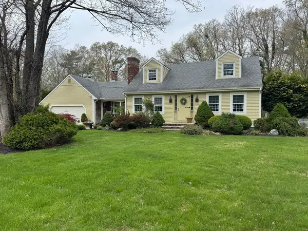 100 D Dr, Westport, MA 02790