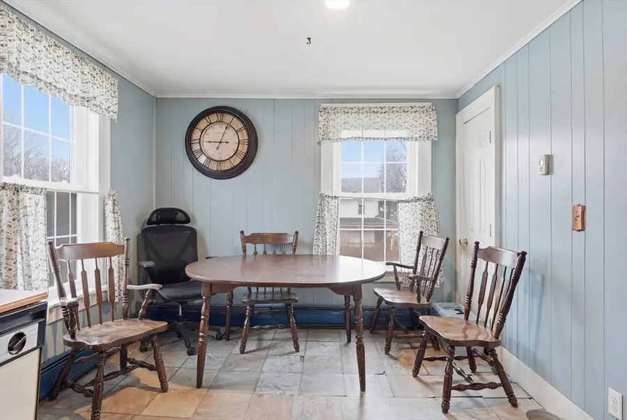 81 School St, North Brookfield, MA 01535 - #3