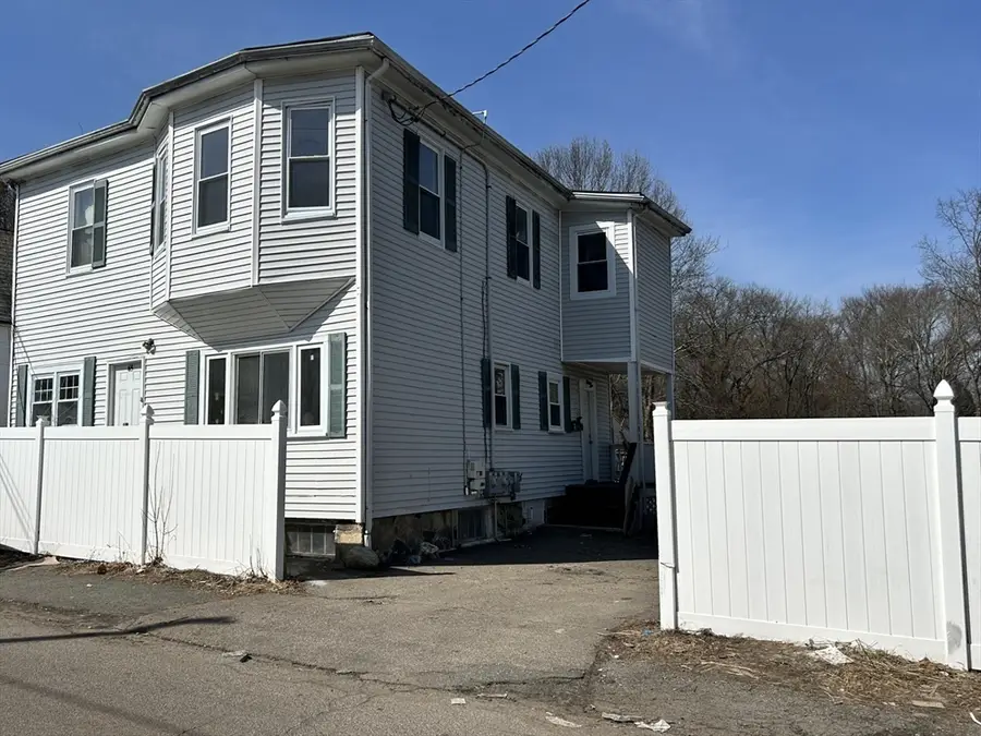 65 Vine St, Brockton, MA 02301 - #2