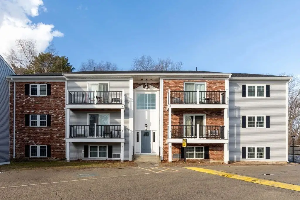 15 Chapel Hill Dr #1, Plymouth, MA 02360 - #1