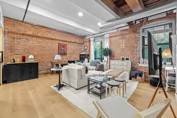 9 W Broadway #117, Boston, MA 02127