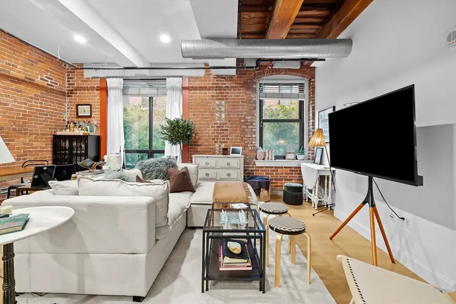 9 W Broadway #117, Boston, MA 02127 - #2