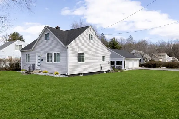 2085 Memorial Drv, South Hadley, MA 01075