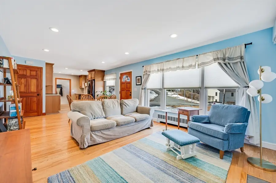 15 Hillside, Woburn, MA 01801 - #2