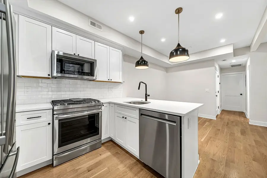 5 Garden Ct #3, Boston, MA 02113 - #3