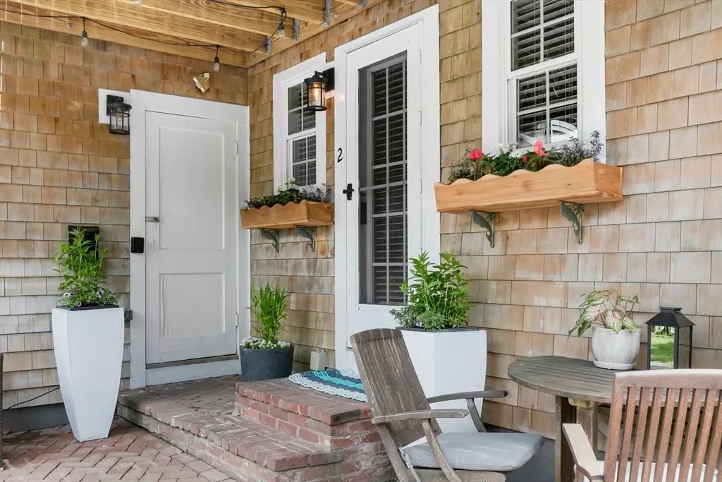 442 Commercial St #2, Provincetown, MA 02657 - #1