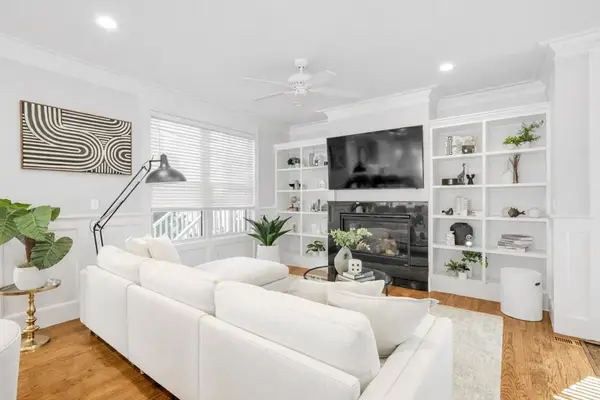 17 June Street #2, Boston, MA 02131