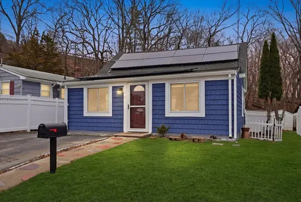 86 Indian Rd, Waltham, MA 02451