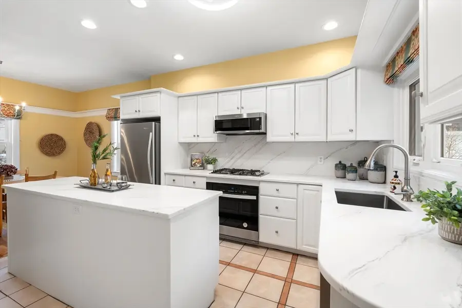 62 Carmel Road, Andover, MA 01810 - #3