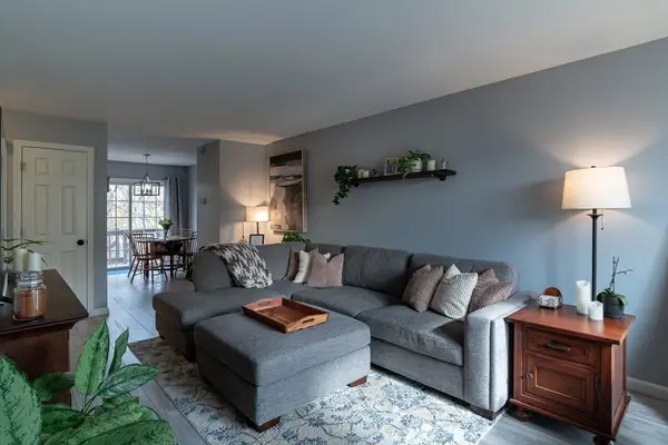 37 Waters Edge #37, Ludlow, MA 01056