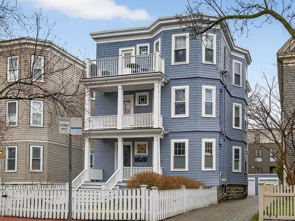 20 Carver Street #1, Cambridge, MA 02138