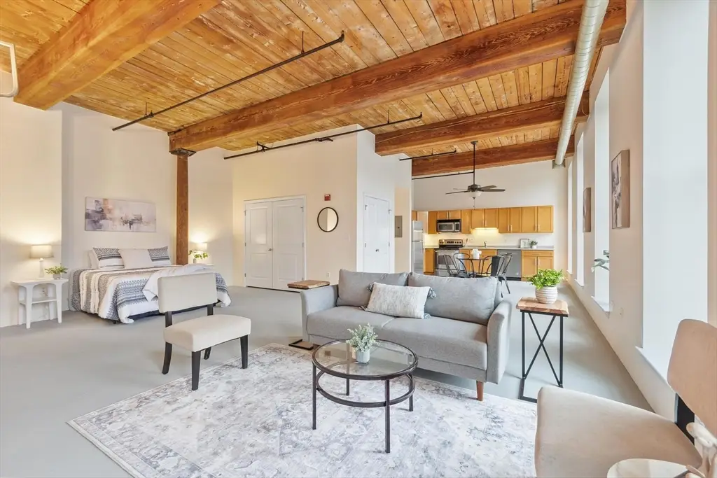 35 Riverwalk Way #R103, Lowell, MA 01854 - #1