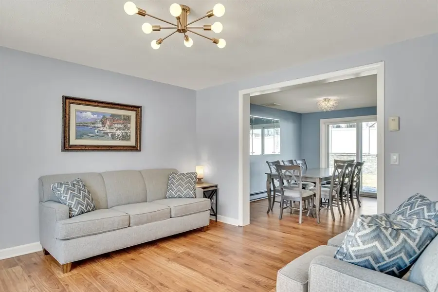 10 Gately Dr, Woburn, MA 01801 - #2