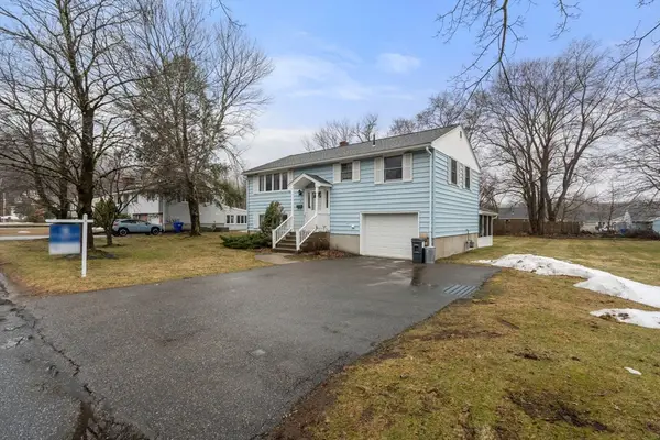 6 Nancy Cir, Maynard, MA 01754