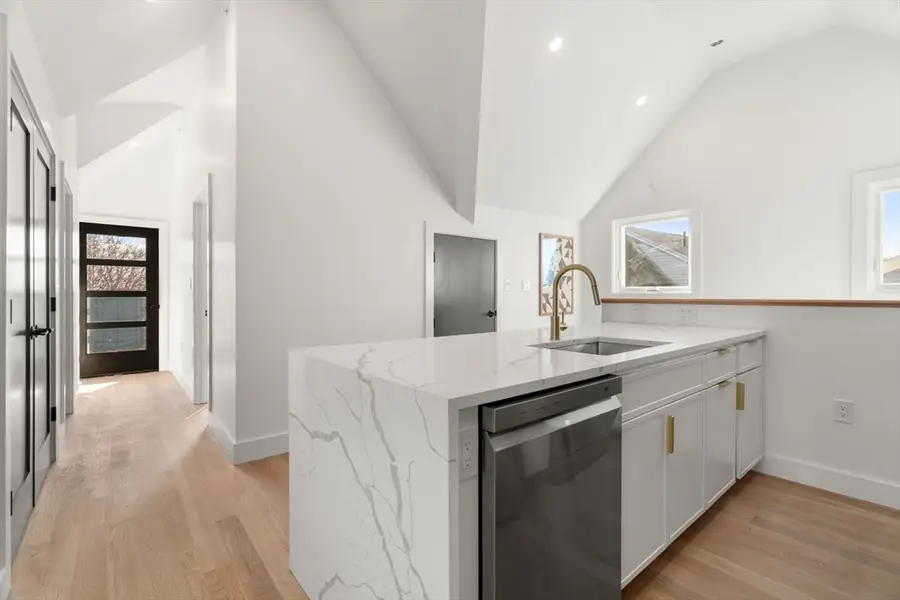 106 Electric Ave #3, Medford, MA 02155 - #3