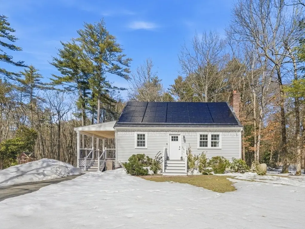 404 River St, Halifax, MA 02338 - #1