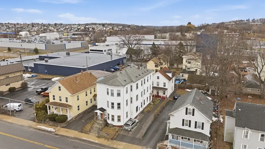 83 Canterbury St, Worcester, MA 01603 - #2