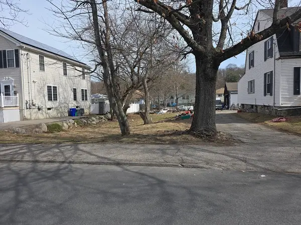 238 Huntington Ave, Boston, MA 02136